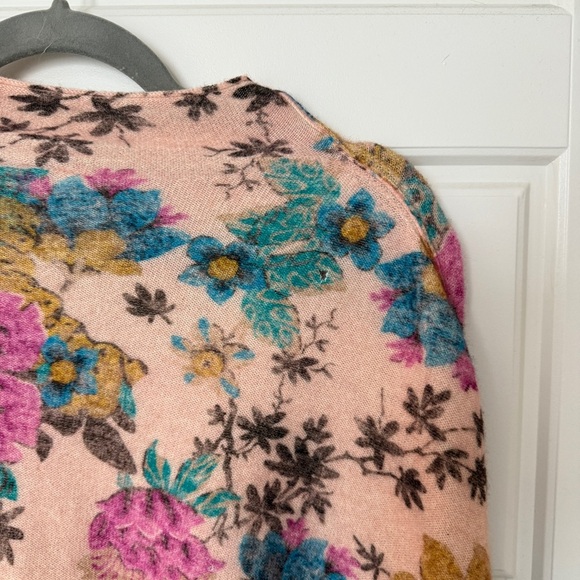 Pilcro Alani boxy mock-neck cashmere floral sweater - Picture 9 of 10